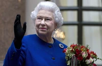 Thế giới bày tỏ sự tiếc thương trước sự ra đi của Nữ hoàng Elizabeth II. Ảnh: AP