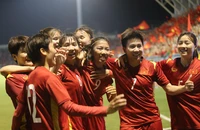 Huỳnh Như đưa Việt Nam vào chung kết với Thái Lan