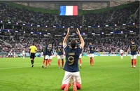 Giroud phản bác những đàm tiếu chê anh 'chân gỗ'