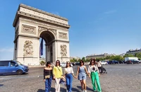 Thêm Séc dừng cấp visa: Tour đi châu Âu có gặp khó?