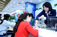 Vì sao lãi suất liên ngân hàng chưa hạ nhiệt?