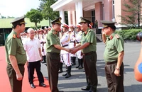 Bộ trưởng Tô Lâm: Bình Dương tiếp tục tấn công mạnh mẽ băng nhóm tội phạm