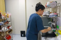 Chưa Tết, nhiều công nhân trả phòng về quê sớm