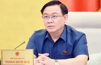 Chủ tịch Quốc hội Vương Đình Huệ tại phiên họp ngày 25-4.