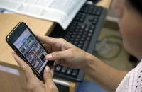 1 phụ nữ 63 tuổi mất gần 1 tỉ đồng sau cuộc gọi lừa đảo