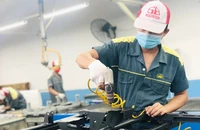 Từ tháng 4, giờ làm thêm cho người lao động lên đến 300 giờ