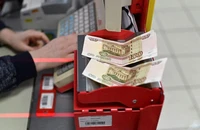 Nga ghi nhận mức lạm phát cao nhất trong 20 năm qua do tác động từ lệnh trừng phạt của phương Tây