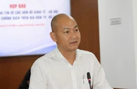 Siêu thị tại TP.HCM mở cửa sớm, giảm giá sâu nhiều mặt hàng tết