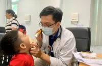 Thời tiết sáng lạnh trưa nóng, làm sao để trẻ không mắc bệnh hô hấp?