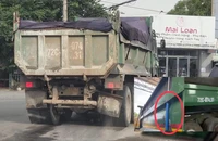 Điều tra: Thâm nhập lò 'biến hình' thùng xe ben để chở quá tải