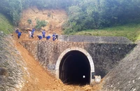 The North - South railway section passing through Phu Yen has reopened