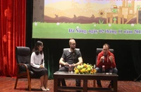 Tỉ phú khởi nghiệp: Nếu đam mê bạn hãy cứ làm, đừng chần chừ!
