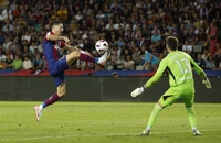 HLV Xavi nổi giận với cầu thủ Barca sau trận thắng khổ