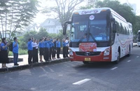 Chuyến xe 0 đồng ấm lòng công nhân, lao động về quê đón tết