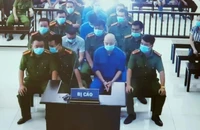 Đường ‘nhuệ’ bị phạt 42 tháng tù, vợ 36 tháng