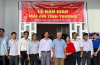 Báo Pháp Luật TP.HCM và mạnh thường quân trao 2 căn nhà tình thương tại Cần Thơ