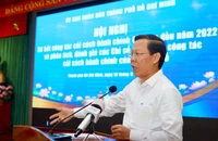 Chủ tịch UBND TP.HCM Phan Văn Mãi phát biểu tại hội nghị. Ảnh: NGUYỆT NHI