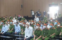 Vụ đất vàng Bình Dương: Các bị cáo đều khai không biết
