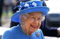 Nữ hoàng Elizabeth II - 'hòn đá tảng' của nước Anh đã ra đi