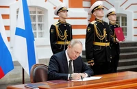Ông Putin phê duyệt Học thuyết Hải quân mới, xác định 2 mối đe dọa an ninh lớn với Nga liên quan Mỹ và NATO