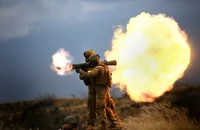Gửi lô vũ khí 'triệu đô', Mỹ muốn giúp quân Ukraine cận chiến lực lượng Nga?