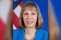 Đại sứ Lynne Tracy. Ảnh: AP