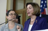 Chủ tịch Hạ viện Mỹ - bà Nancy Pelosi tổ chức một cuộc họp báo tại ở thủ đô Yerevan (Armenia) vào ngày 18-9. Ảnh: AFP