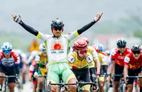 “Thần gió” mất hút ở chặng đấu Tấn Hoài chơi bùng nổ