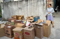 2 người buôn bán, vận chuyển thuốc lá lậu bị công an bắt