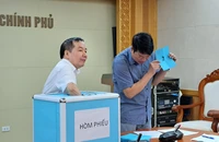 30 cán bộ lãnh đạo đầu tiên được bốc thăm xác minh tài sản thu nhập
