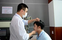 Người đàn ông ngừng thở khi ngủ sau mắc COVID-19