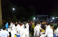 Phó Thủ tướng họp với nhiều bộ ngành về tình hình thiếu thuốc, nhân viên y tế thôi việc