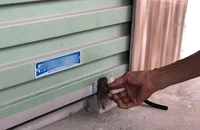 Hành trình giải cứu bé trai bị nhốt trong tủ đông
