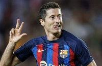 Lewandowski vượt mặt Ronaldo và Messi