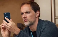 Cầu xin bất thành, Tuchel cay đắng thu dọn đồ đạc rời Chelsea
