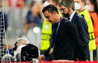 Xavi đau đớn vì trận thua của Barcelona