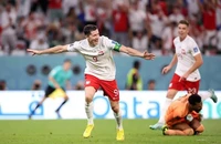 Saudi Arabia thua đau trong ngày Lewandowski bật khóc