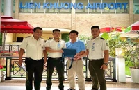 Khách quên túi xách trị giá 600 triệu tại sân bay Liên Khương