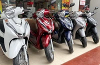 Tiếp nối Vision, SH Mode, Honda Lead cũng giảm giá gần 10 triệu đồng