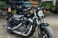 Có gì trên chiếc xe cổ điển Harley-Davidson 48?