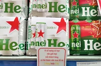 Siêu thị giới hạn người tiêu dùng mua 2 thùng bia, 3 vỉ trứng/ngày