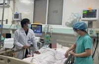 Đã xác định được tạp hoá bán rượu mà 8 sinh viên uống ngộ độc, 2 người tử vong