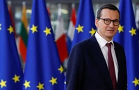 Thủ tướng Ba Lan - ông Mateusz Morawiecki tham dự hội nghị thượng đỉnh của các nhà lãnh đạo Liên minh châu Âu tại Brussels, Bỉ ngày 20-10. Ảnh: REUTERS