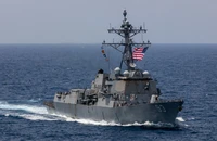Tàu khu trục tên lửa dẫn đường lớp Arleigh Burke USS Chung-Hoon (DDG 93). Ảnh: HẢI QUÂN MỸ