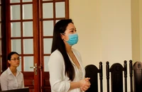 Vụ ca sĩ Nhật Kim Anh giành quyền nuôi con chính thức quay về ‘vạch xuất phát’