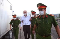 Sáng nay, cựu bí thư Bình Dương Trần Văn Nam cùng 27 bị cáo hầu tòa vụ bán rẻ ‘đất vàng’ gây thiệt hại 5.700 tỉ