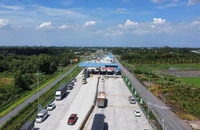 Từ ngày 1-8, cao tốc Trung Lương - Mỹ Thuận thu phí tự động toàn tuyến