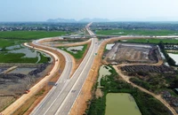 Bộ GTVT cập nhật kết quả nghiên cứu dùng cát biển làm đường