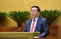 Trưởng ban Tuyên giáo Trung ương: Nghiên cứu sửa tuổi lao động phù hợp hoạt động của trí thức