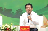 Bộ trưởng Nguyễn Hồng Diên trả lời câu hỏi khó của nông dân về 'treo ao, treo chuồng'